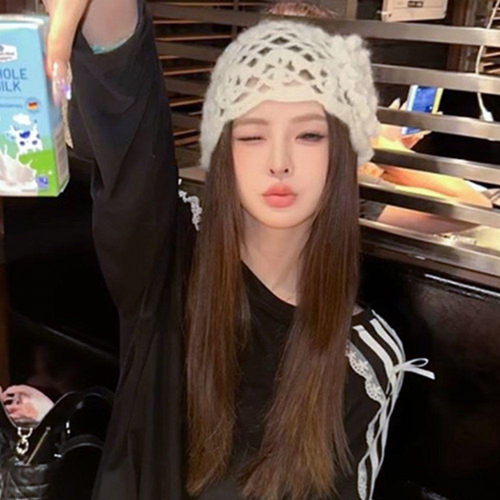 Flowers Knitted Hat Hollowed Out Skullies Hat Breathable Baotou Hat  for Women