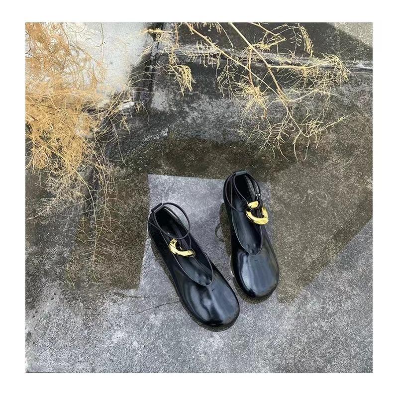 

Серебристый внутренний увеличитель роста, туфли с открытым верхом, одинарные туфли на плоской подошве, круглый носок, ремешок с пряжкой, женские туфли Мэри Джейн универсальны. 35