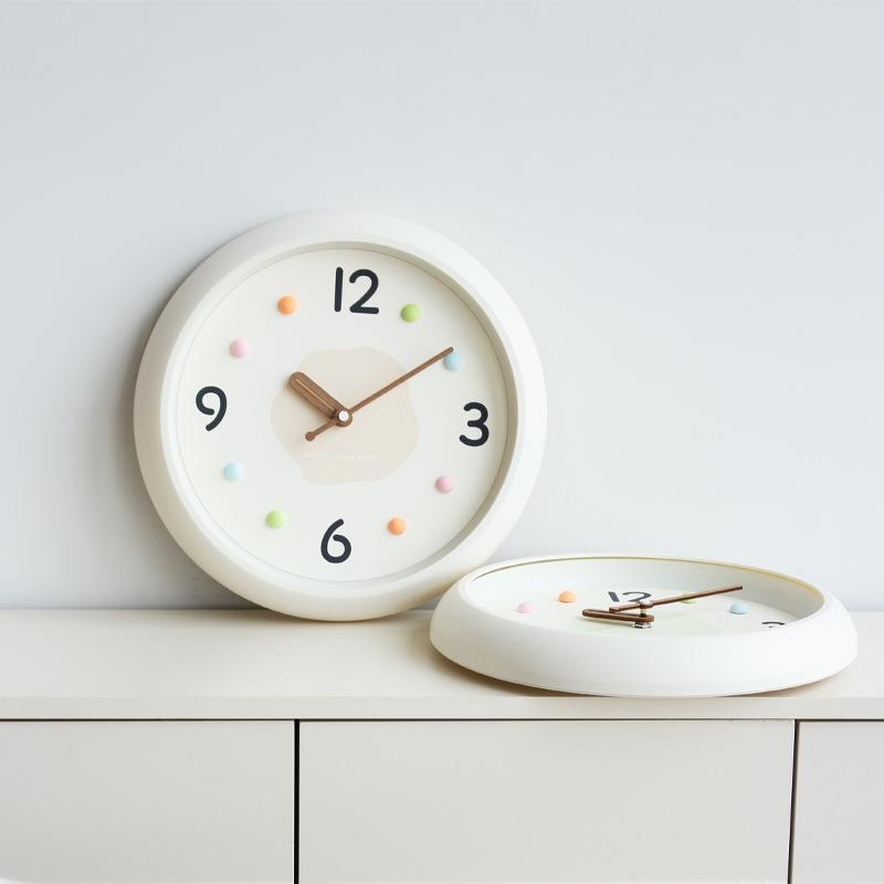 Clock Wall Clock Living Room 2025 New Home Fashion Silent Simple Creative Clock Wall Cream Wind