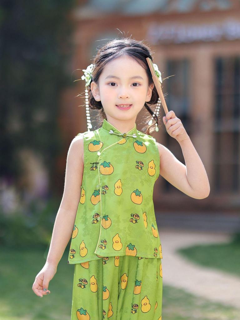 2026 Girls' Summer Chinese Style Sleeveless Qipao Set with Stand-up Collar