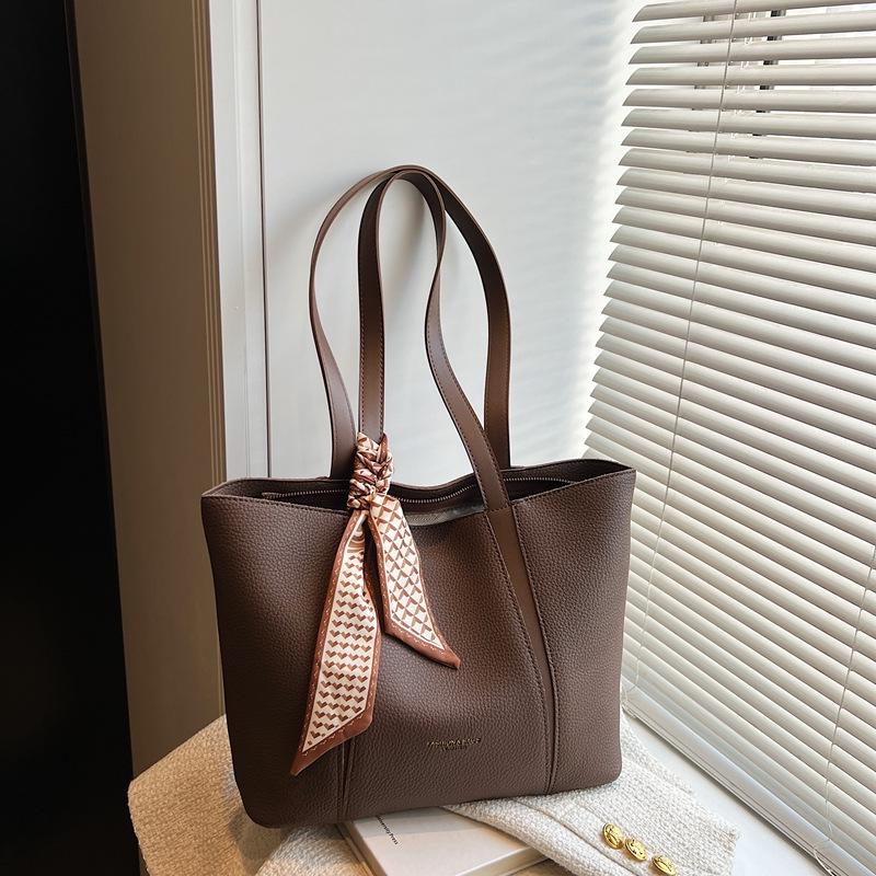 Women's Cross-Border Minimalist Large Capacity Tote - 2025 Fashionable and Versatile Shoulder Bag for Work and Commute