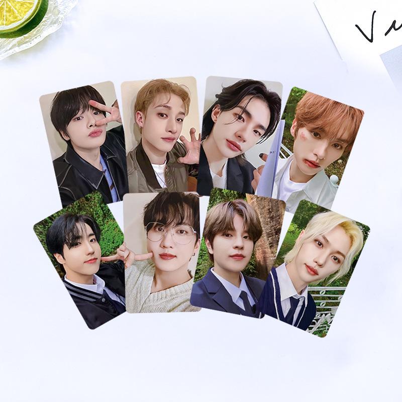 8Pcs Stray Kids Collection Card Lomo Card Le Star Skzoo Random Card Star Special Card Flash Small Card Full Cap Card