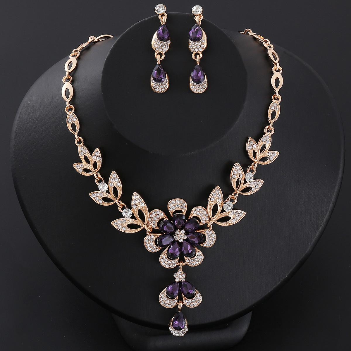 

2026 Fashion Light Luxury Bridal Wedding Jewelry Water Drop Flower Necklace Earrings Two-piece Set 45CM фиолетовый