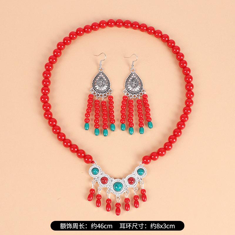 A Few Red Fringed Forehead Chains, Exotic Forehead, Eyebrow Pendant, Retro Earrings, Women's Tibetan Headdress.