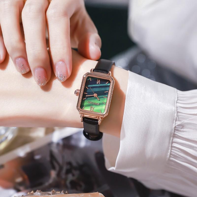 

Женские модные кожаные часы One Size чёрный