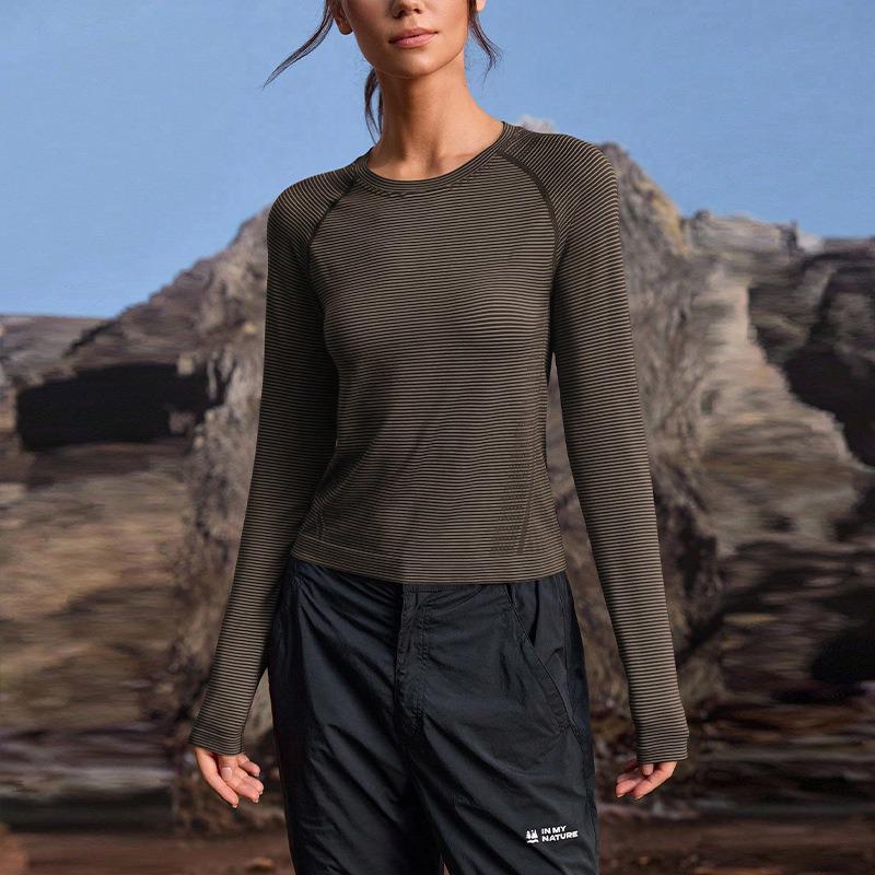 

Women s Slim Fit High Elastic Long Sleeve Quick-Dry Yoga Top for Autumn/Winter Small кавовий