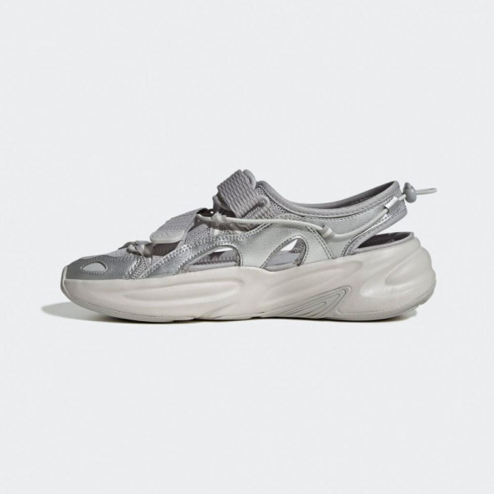 AdidaS Women S faShion SportS Sandal  Ozwave Sandal   jS4580