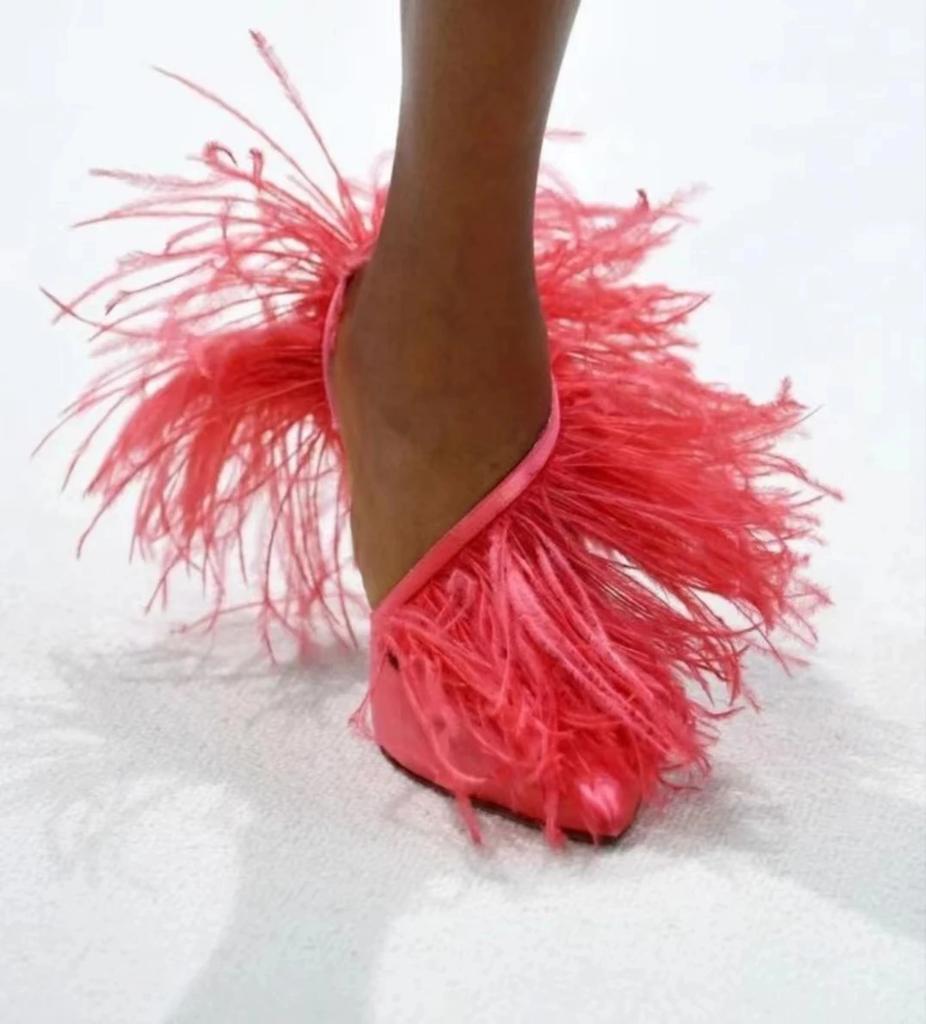 1Meter Natural Fluffy Ostrich Feathers Trim 8-10Cm Red Ostrich Plumes Craft Ribbon For Wedding Dress Sewing Clothing Decoration