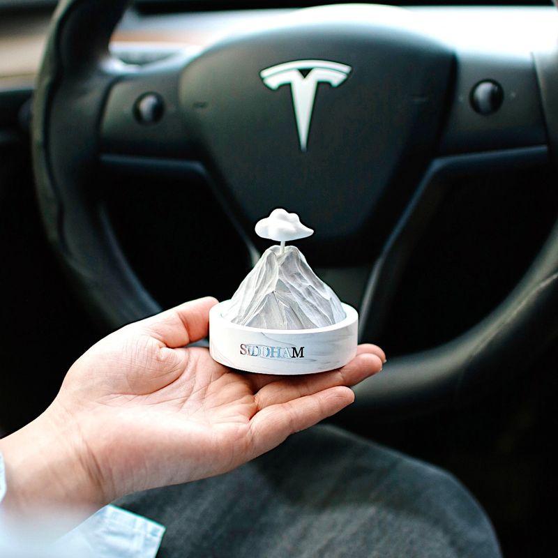 

Original Design Car Fragrance Diffuser Stone Snow Mountain Peak Cloud Car Perfume New Car Gift Car Interior Decoration Ornament Xiuyun Shanlan (Grey) Floral tone