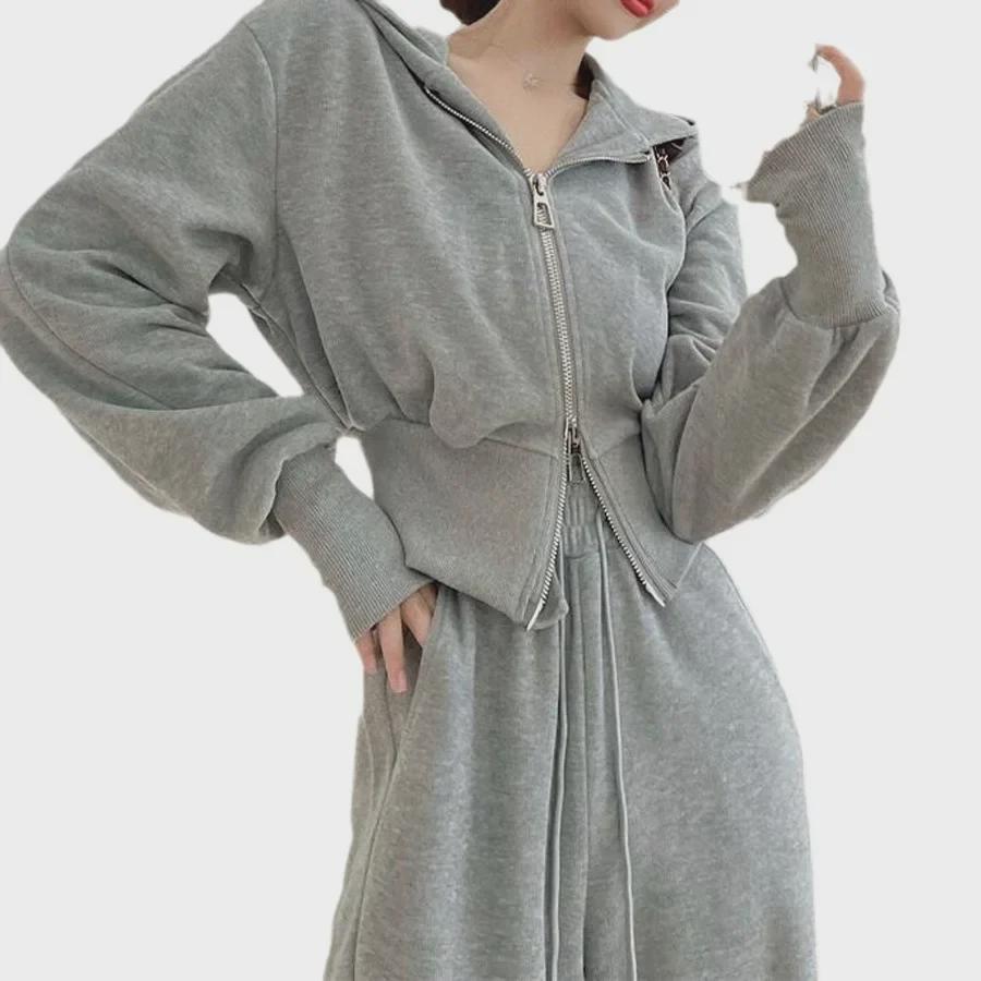 "Women's Retro Hong Kong-Style Hooded Tracksuit: Loose-Fit Sweater and Slim Pants for Spring & Autumn"