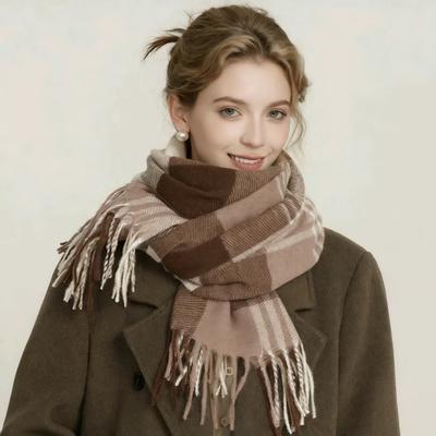 Accessoires – Schals & Tücher