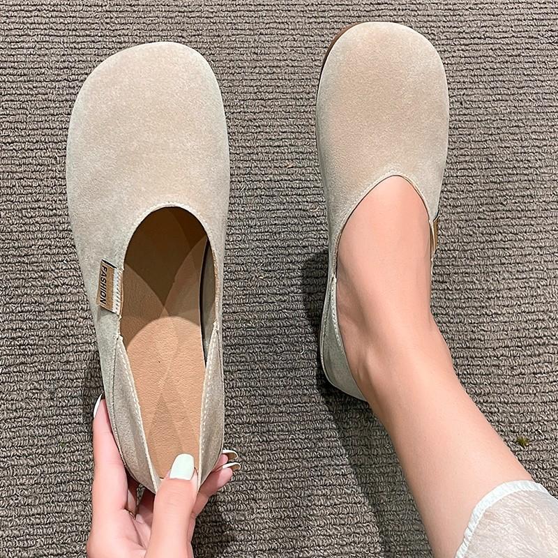 

2024 большой размер плоская подошва квадратный каблук круглая головка неглубокий носок мягкая подошва не устают ноги ленивые одна педаль одиночные туфли женские 35