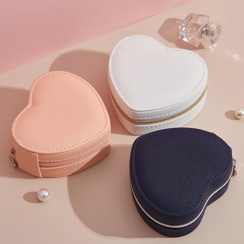 Custom Logo PU Leather Small Heart Travel Jewelry Boxes Organizer Velvet Jewelry Storage Case Jewelry Box