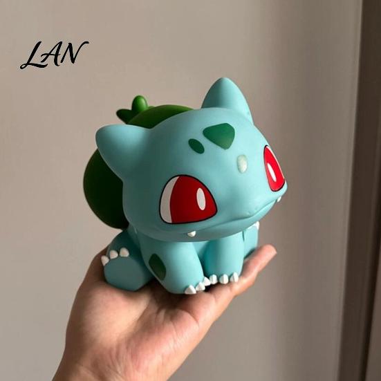 Classic Cartoon Collectible Cute Bulbasaur-Shaped Resin Figurine, Statue with Red Eyes Green Environmentally Friendly Back, Stable Sitting Tabletop