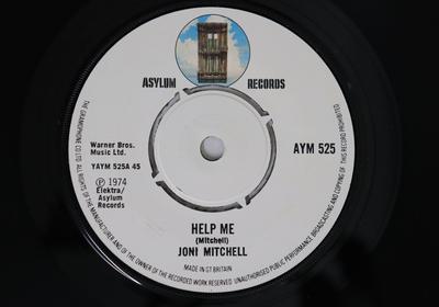7inch Record JONI MITCHELL  Help Me  Just Like This Train AYM525 ASYLUM 1974 UK Rock Used