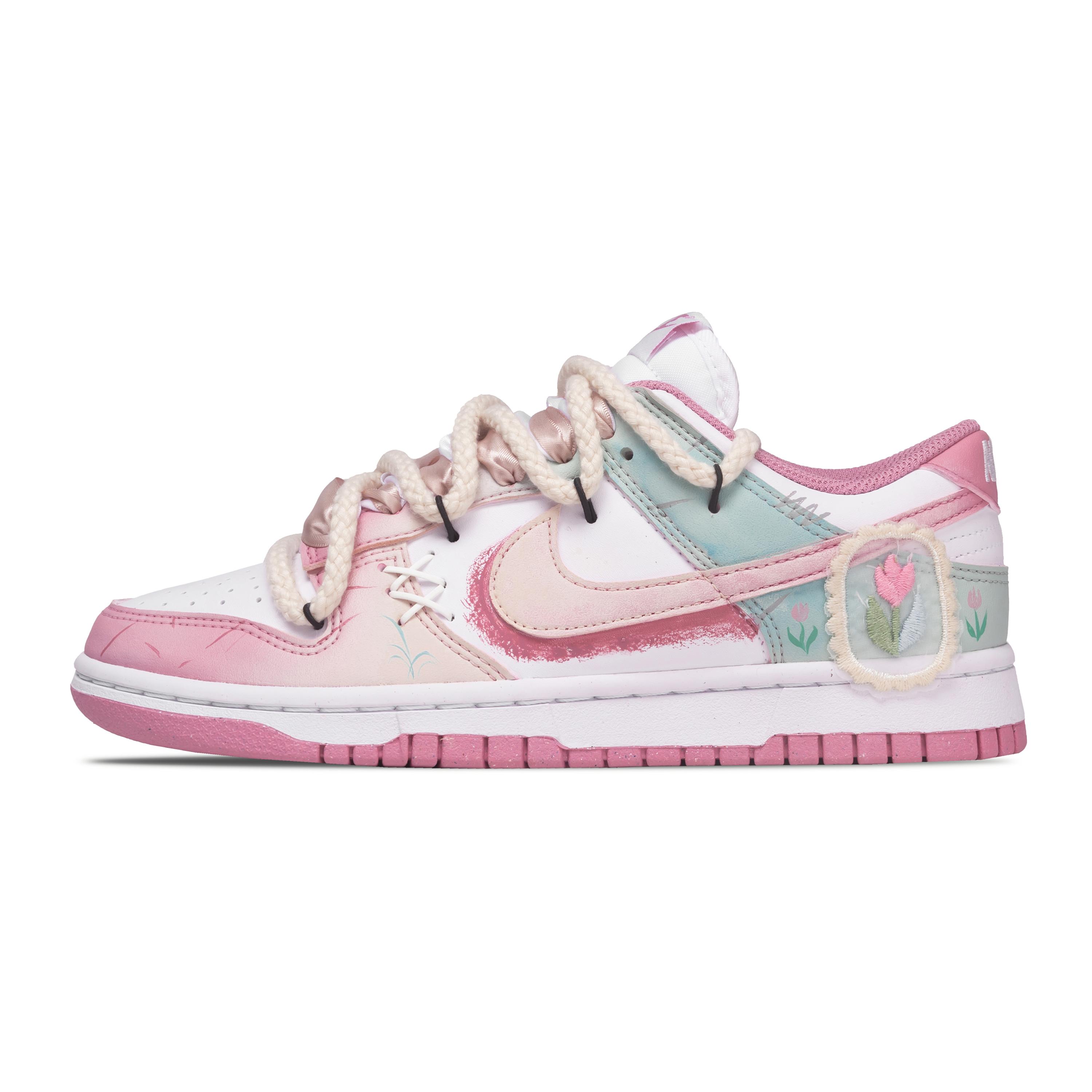 Nike Dunk Peach Blossom Spring Scenery Abrasion Resistant Slip Resistant Low top Skateboard Shoes Women's Pink Green DD1873-112(Team420-) cm