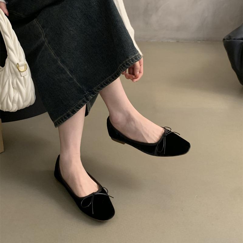 Velvet Shallow Shoes French Small Fragrance Bow Square Toe Soft Ballet Shoes 2025 Summer New Comfortable Slip-on Flat Shoes