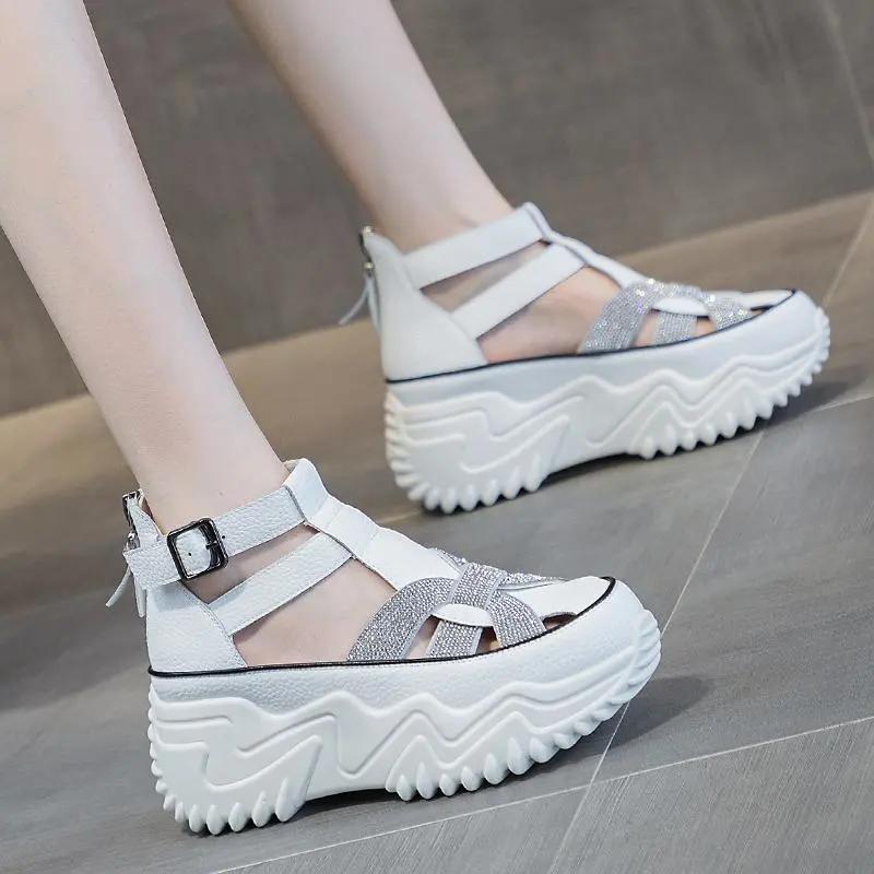 Mode GKTINOO Hollow Sandalen Strasssteine Mode Echtes Leder Damen Klobige Sneaker Damen Sommer Höhenvergrößernde Damenschuhe