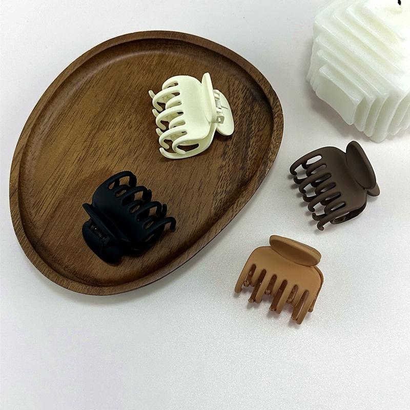 Milk Coffee Hair Clip Sweet Style Hair Clip High Ponytail Hair Clip Small Shark Clip Acrylic Hair Clip Fashion Hair Accessories
