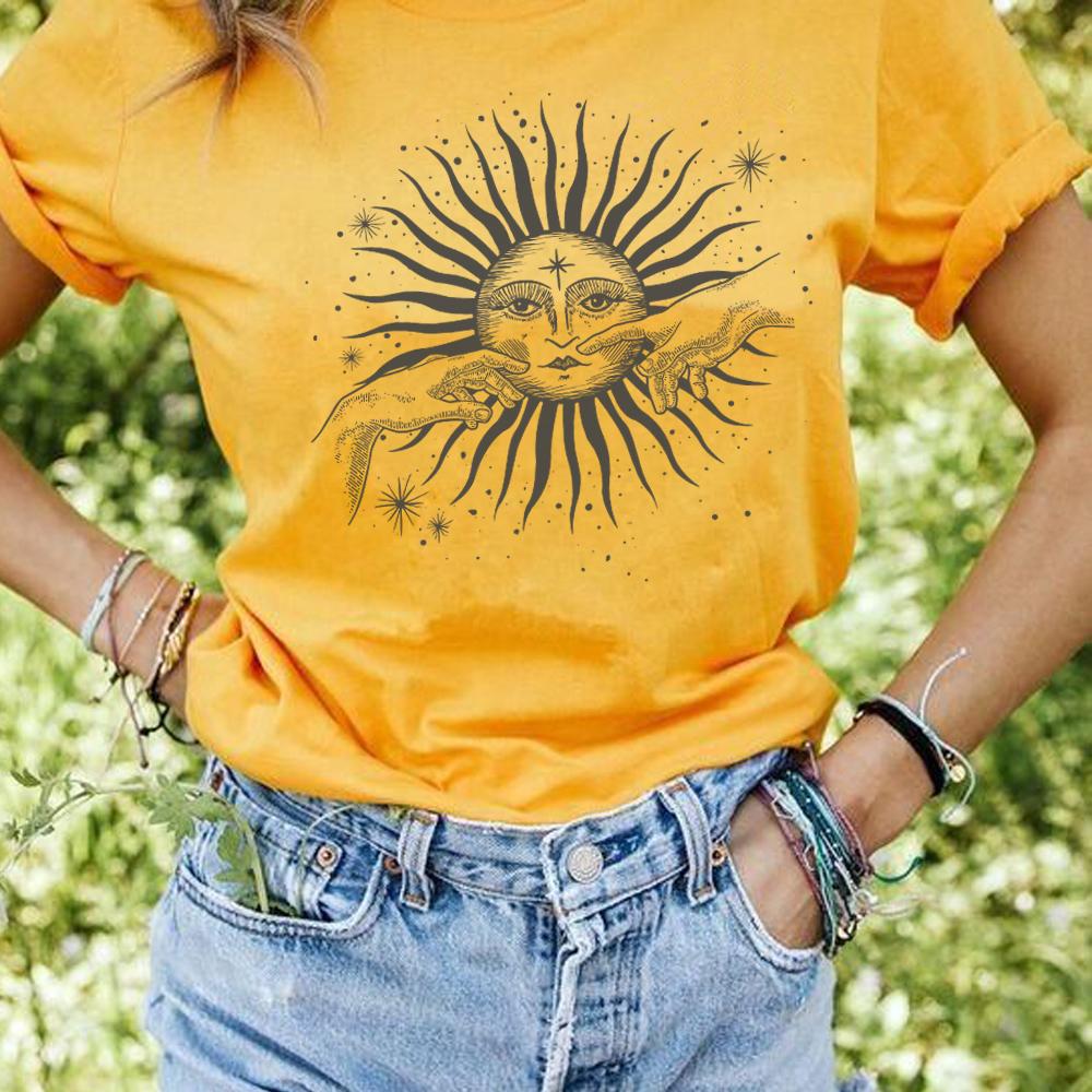 Boho Style Vintage Sun Hands Print Tshirts Women Summer Casual Loose Short Sleeve Tees Hipster Cute Aesthetic Astrology Tops