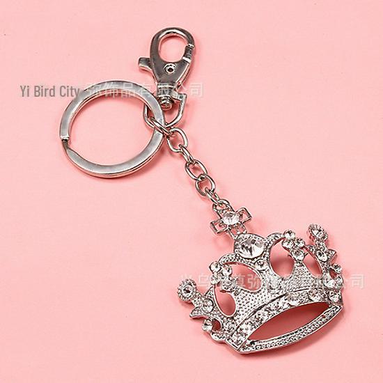 

Персонализированный брелок с бриллиантовой короной - металлический кулон для свадебного подарка высшего качества