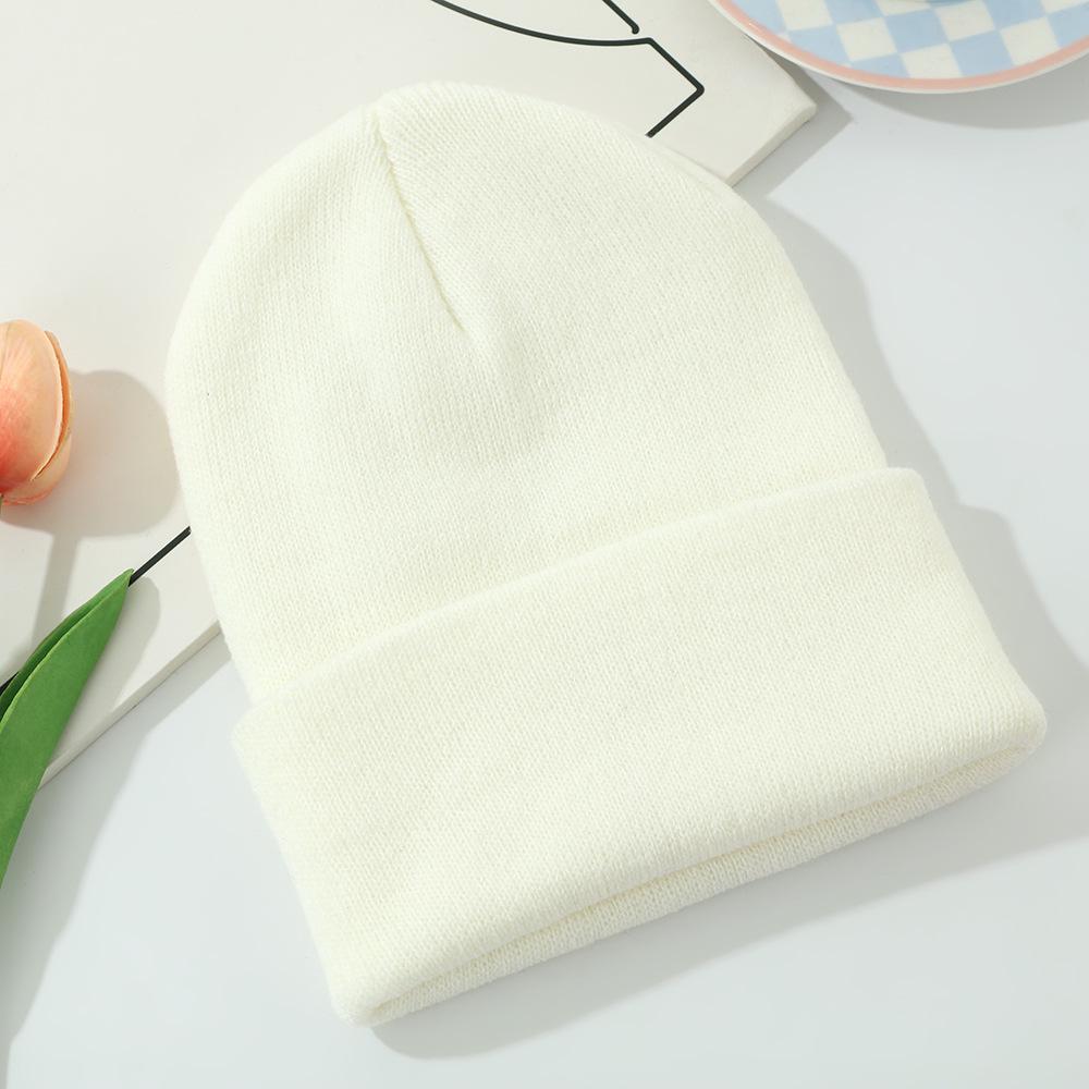 Korean Style Winter Acrylic Knit Hat - Modern Minimalist, Warm, Windproof, Fashionable, Versatile Wool Hat 10*27 cm белый