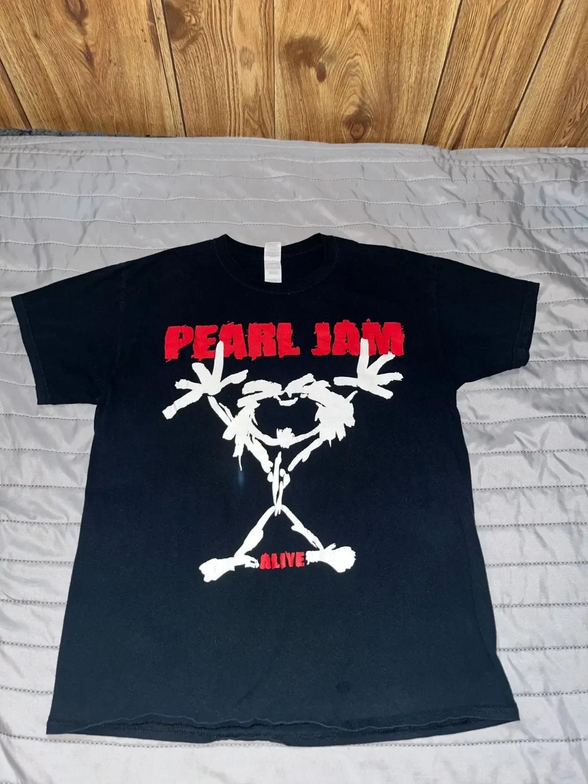Vintage Pearl Jam Alive Track Listing Shirt All Sizes Unisex T-Shirt XXXXL