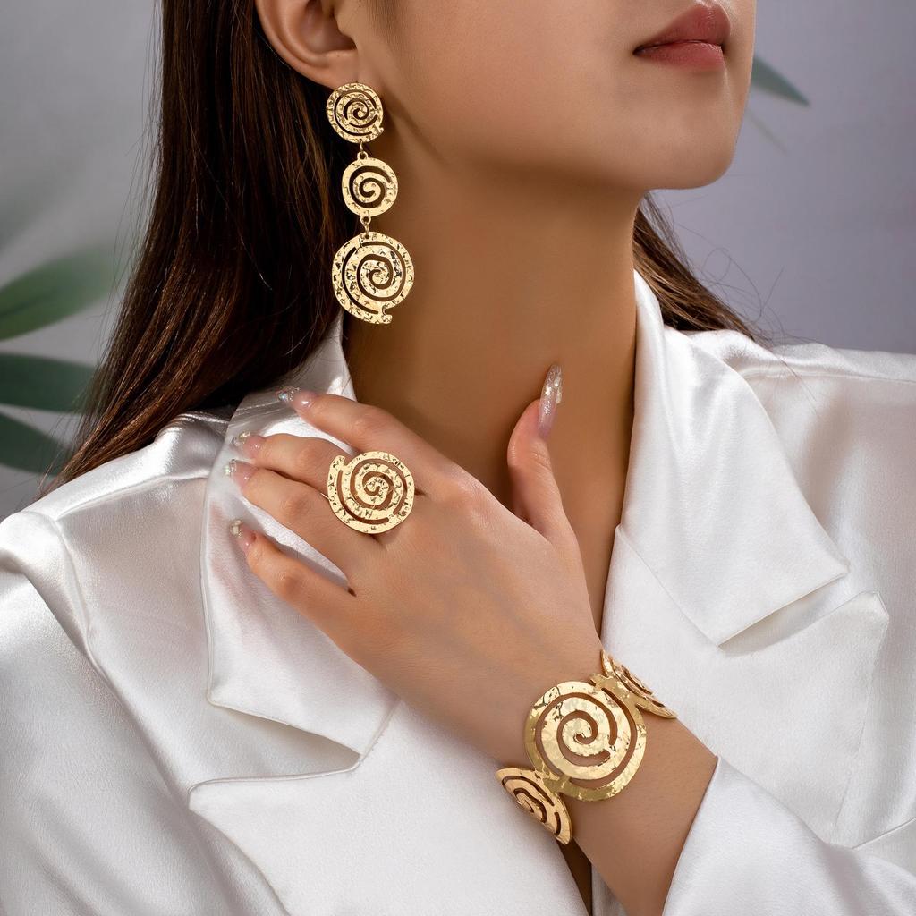 Trendy Spiral Earrings and Bracelet Set for Ladies' Street Party Wear