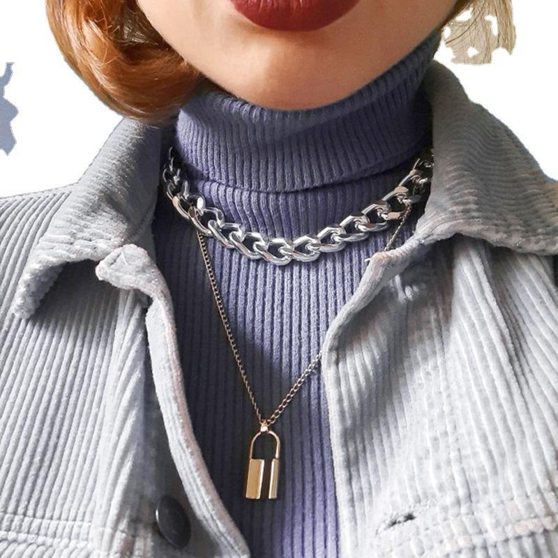 Fashion Personality Creative Metal Cold Wind Accessories, Multi-layer Lock-shaped Retro Street Auction Necklace