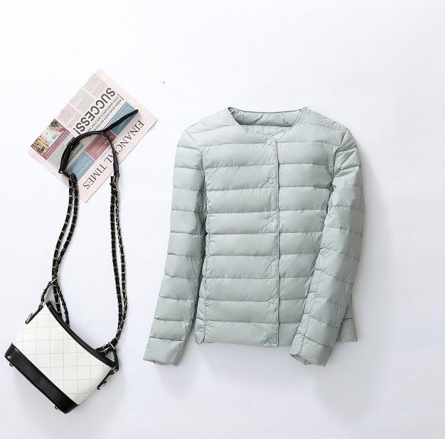 Women's Slim Fit Lightweight Down Jacket - 2023 Autumn/Winter Short Hooded Fashion Coat