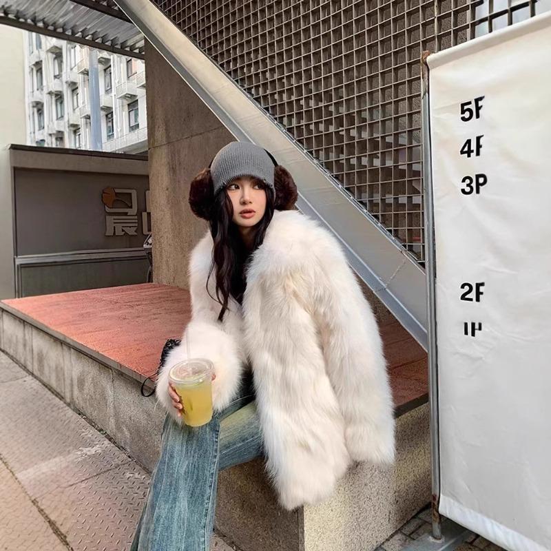 Jacket new fashion temperament trend winter thickened women's warm imitation fox fur coat