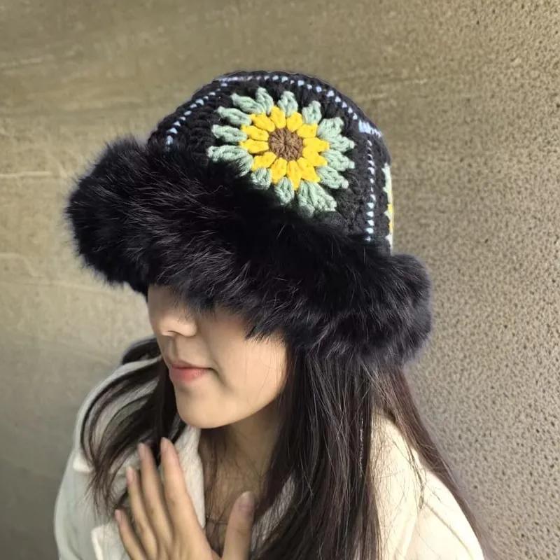 

WTEMPO Retro Elegant Autumn Casual Versatile Hollow-out Hats Furry Plush Brim Warm Soft Windproof Cold-proof Hats 1pc чорний