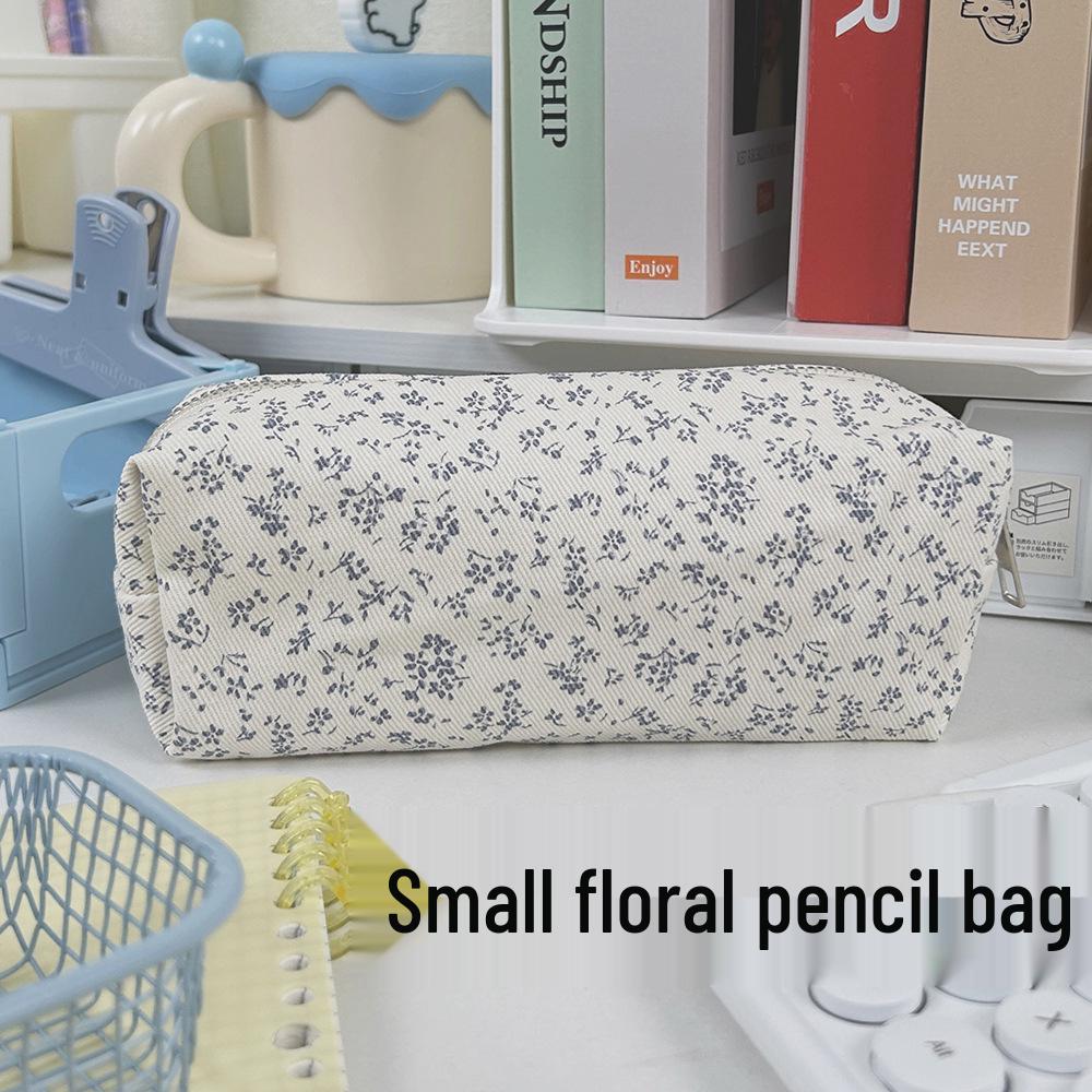 Floral Fresh Pencil Case, INS Style, High Aesthetic Value, Large Capacity, Girlish Design, Single-Layer Stationery Storage Bag for Students.