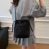 Drawstring bucket bag women's 2025 spring new fashion versatile canvas messenger bag niche design shoulder bag