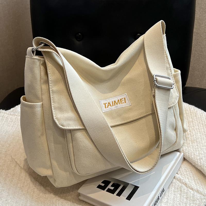 Women's Bag Solid Color Postman Bag Versatile High End Commuting Bag Niche One Shoulder Crossbody Bag