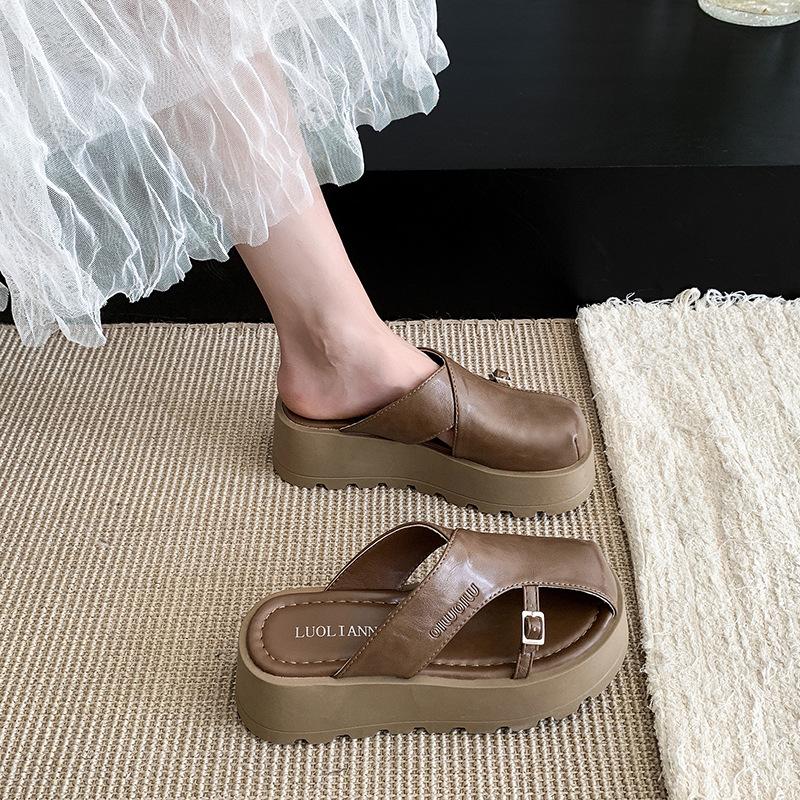 Retro fashion muffin thick bottom comfortable versatile lazy sandals women's outer wear 2025 spring and summer new bag head half slippers