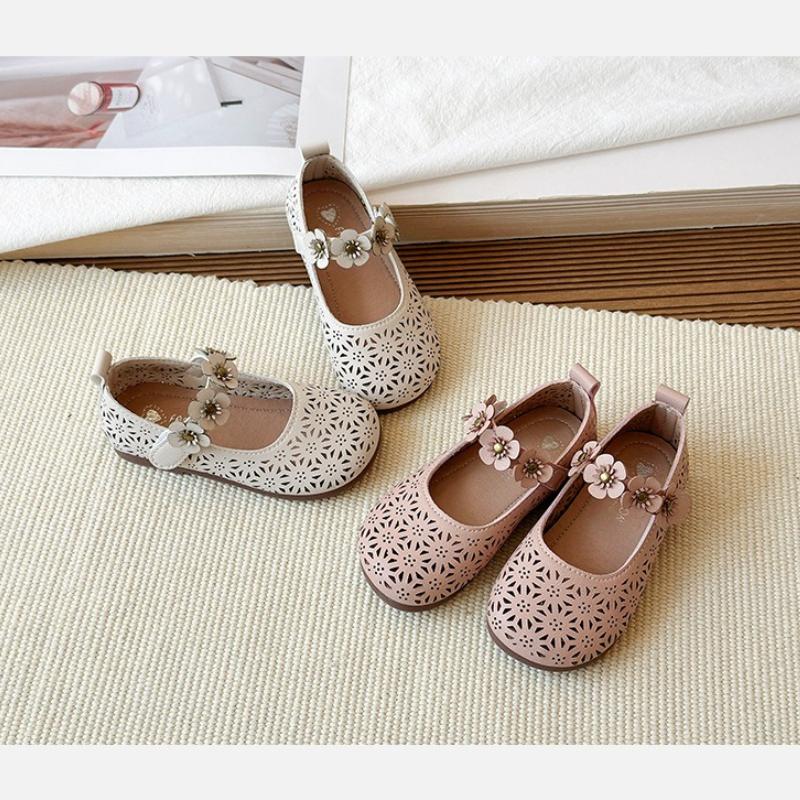 Neue Frühling Sommer Neue Mädchen PU Leder Schuhe Mädchen Baby Hohl Atmungsaktiv Schleife Blume Sandalen Weiche Sohle Loafer Größe 21-30