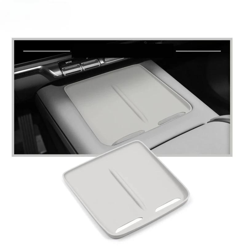 Central Storage Dust-proof Mat Car Styling Central Control Wireless Charging Pad for Zeekr 7X 2025 2025 Silicone Accessories