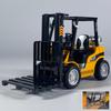 1:24 Forklift Crane Industrial Handling Vehicle Alloy Metal Diecast Model Car Collection Hobby Decoration Gifts Children Toy Car