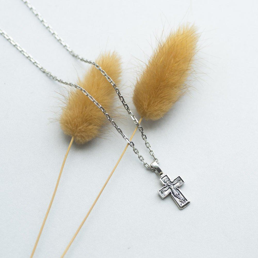 

Срібний дитячий хрест Розп яття. Молитва Господи, помилуй Oniks срібний