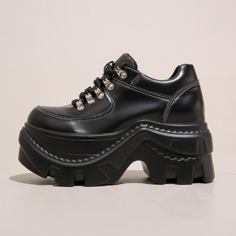 Mode 8cm Keilabsatz Dicke Sohle Mode Punk Schuhe Frau Mode Schwarze Gothic Stiefel Frauen Damen Hohe Plateau Flats Herbst 2025