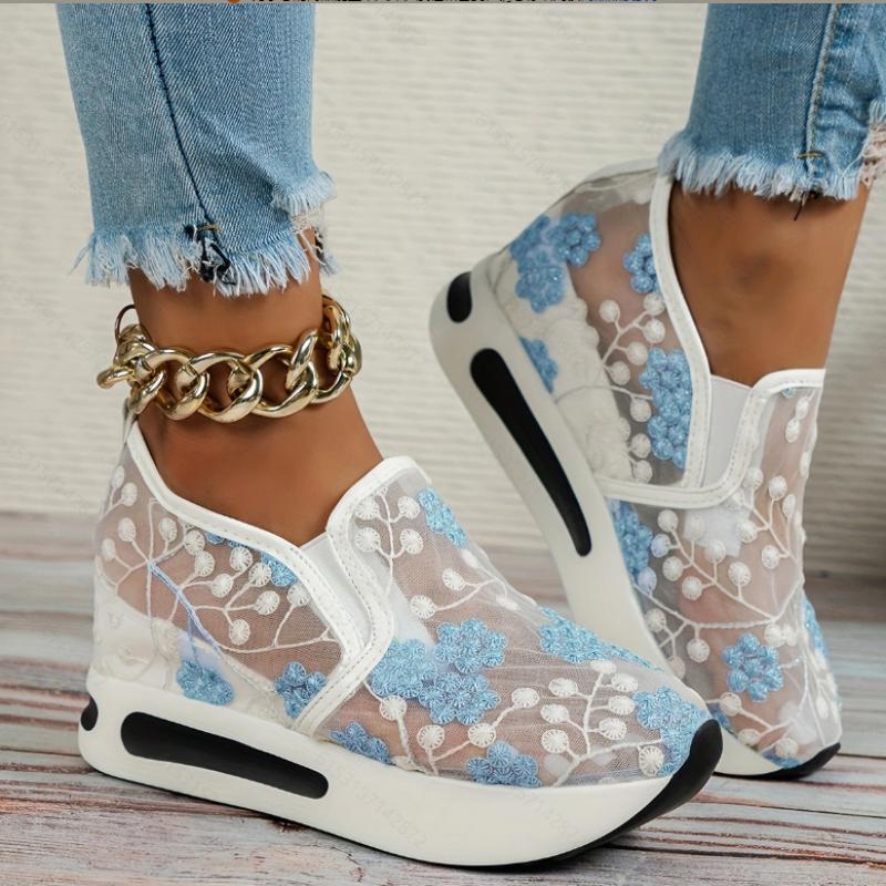 Bestel een maat groter platform wedges damessneakers bloemenborduurwerk mesh sneakers voor dames instapper casual comfortabele schoenen met hak vrouw
