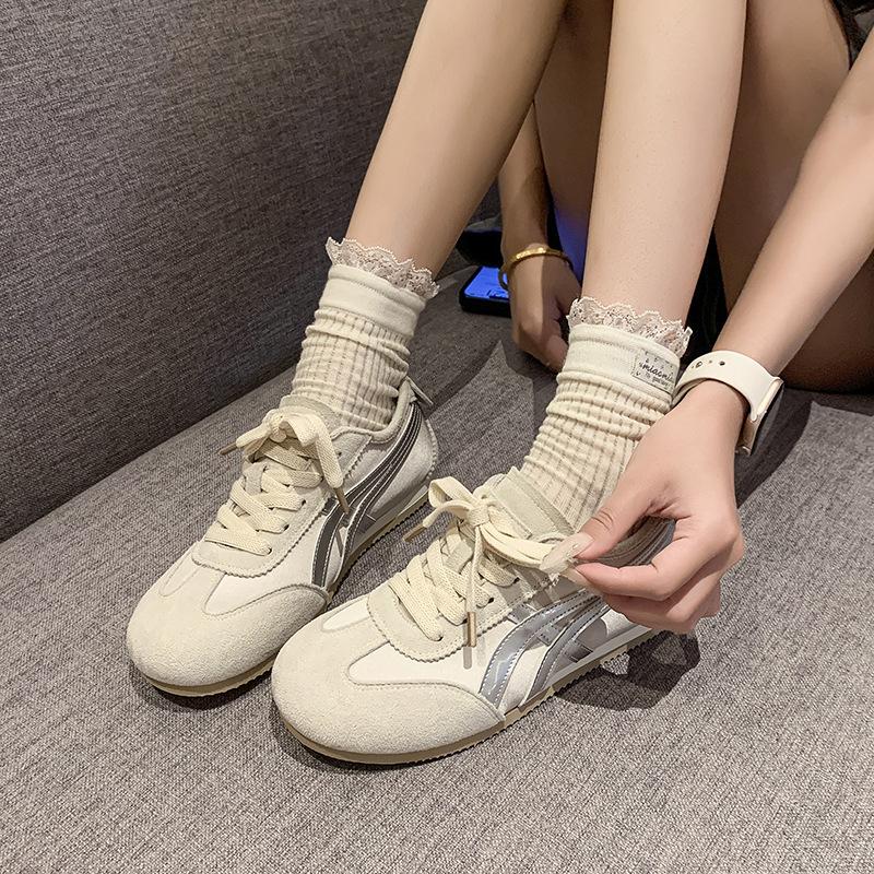 Leather silk soft sole inner height increase moral training shoes women's 2025 new leisure sports board shoes color matching Forrest Gump shoes