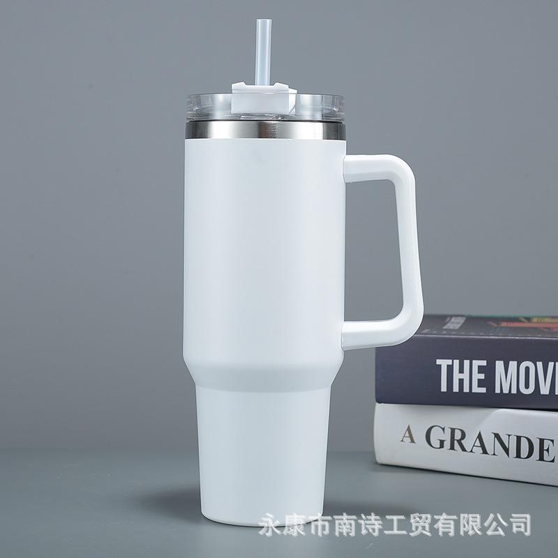 

40 унций бутылка для воды из нержавеющей стали с ручкой, кружки для питья, сохраняющие холод, стакан с крышкой, кружка с соломой для лета на открытом воздухе 40oz белый