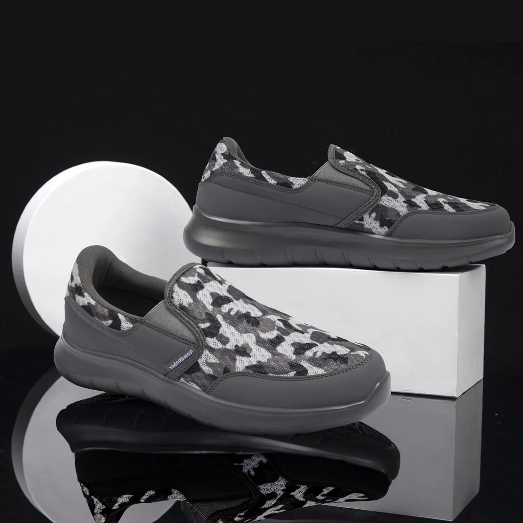 Large Size 49 50 Men Shoes Lightweight camouflage Men's Casual Sneakers Breathable Comfortable Loafers Shoes Zapatillas Hombre