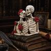 High-end Texture Decorations Dark Romantic Ornaments, Gothic Couple Resin Skull Model, Unique Halloween Decoration Artistic Delicate & Prop for Spooky