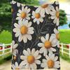 1pc Cozy Polyester Flannel Blanket with Daisy Print - Soft, Lightweight, Ideal for Home Decor, Outdoor Activities,