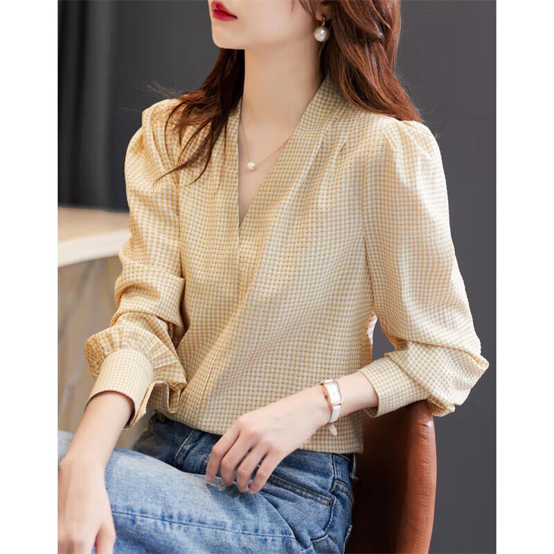 Women s Pleated Plaid V-Neck Long Sleeve Shirt S