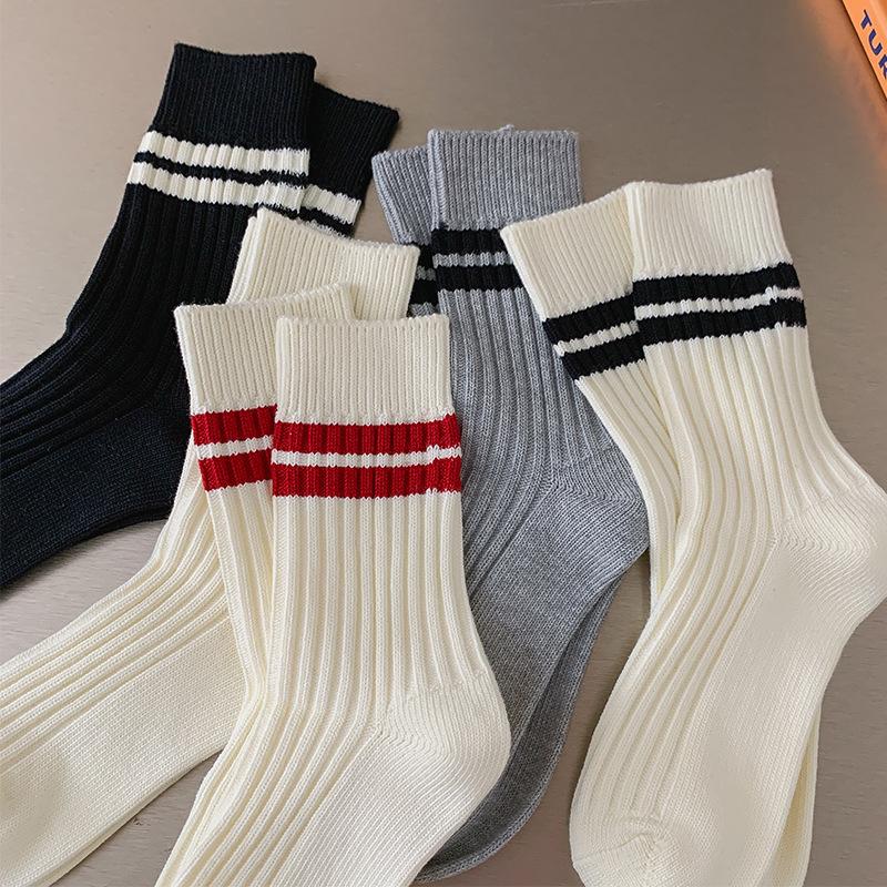 Female Autumn and Winter Stripe Color Bump Thick Line College Wind Tube Stack Socks