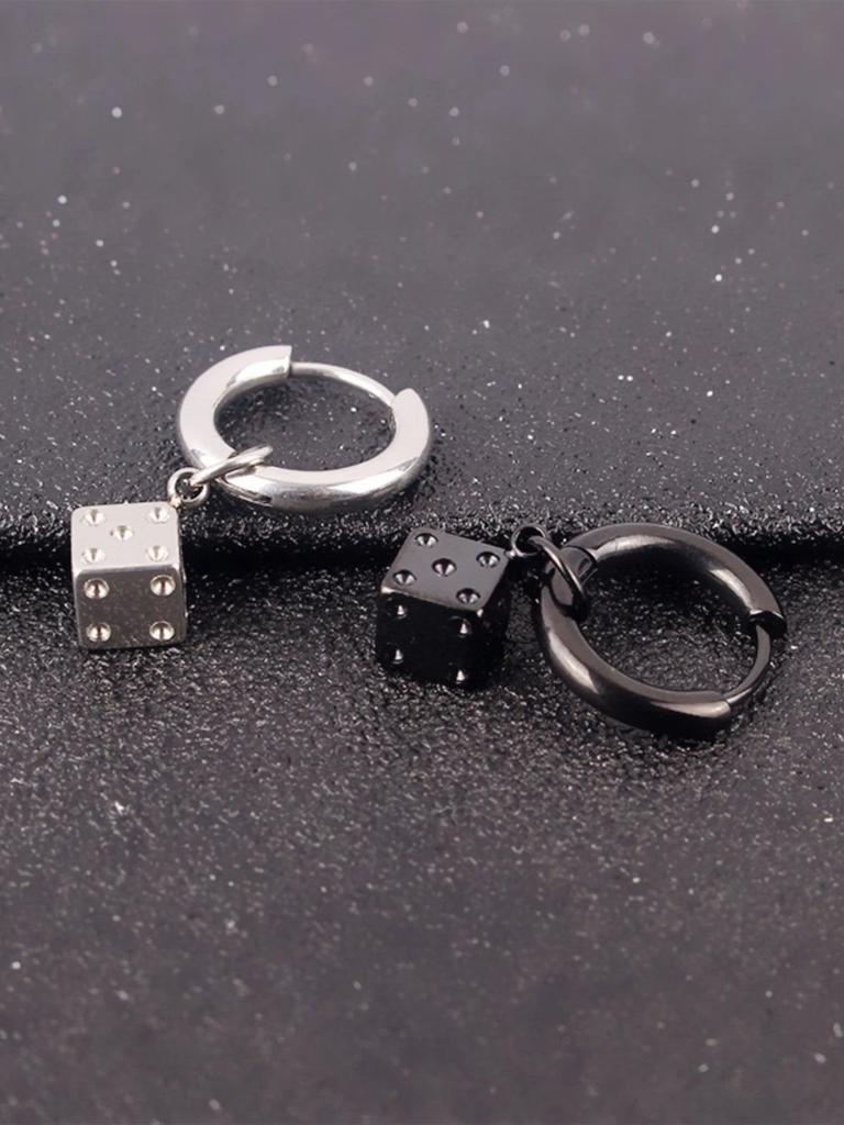 Dado Quadrato Statement Divertente Cool Punk Acciaio Inossidabile Nero Cerchio Piercing Orecchino per Uomo Donna Gioielli Tendenza Nuovi Arrivi Decorazione
